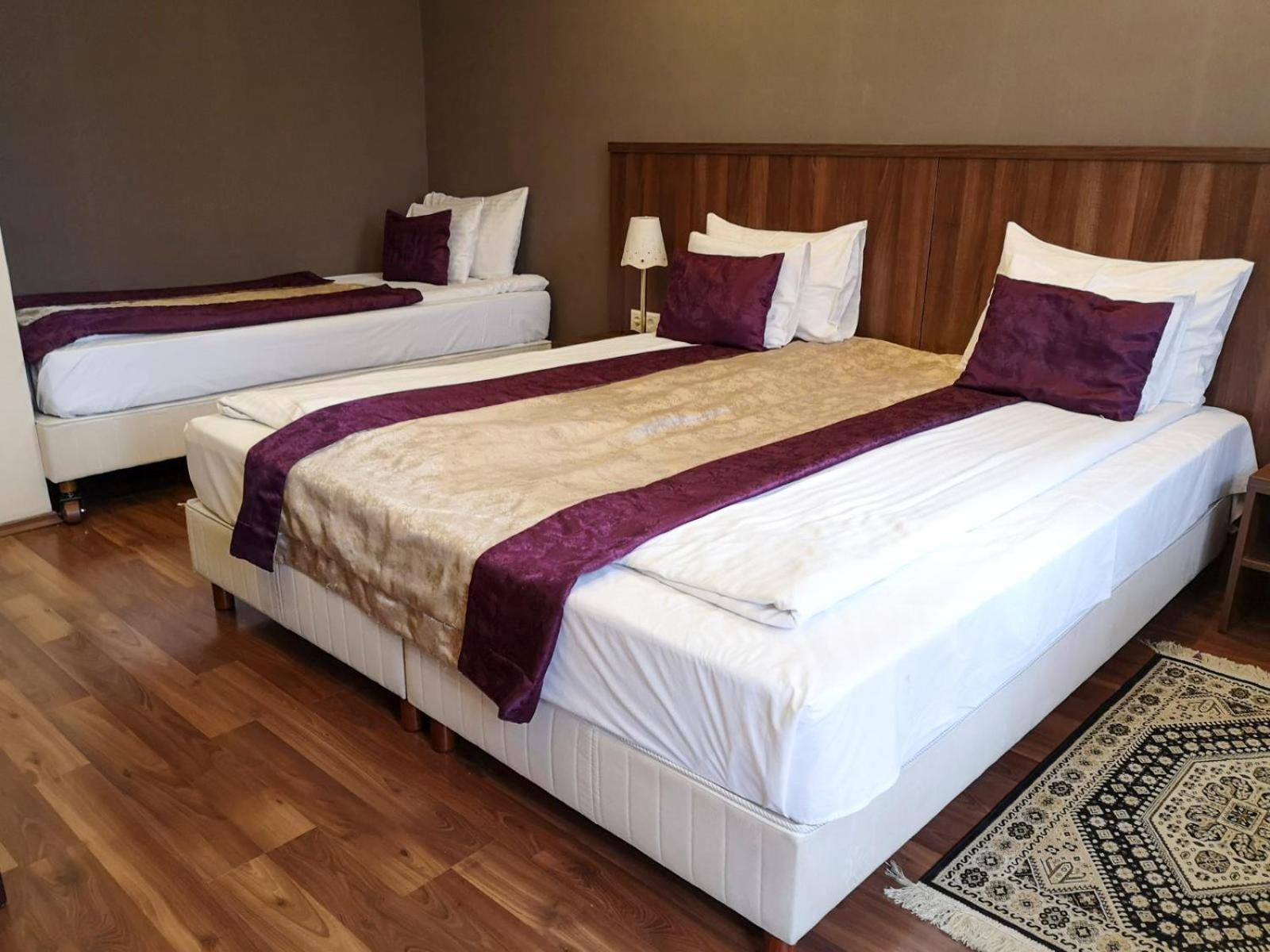 Gold Apartments Budapest Bilik gambar